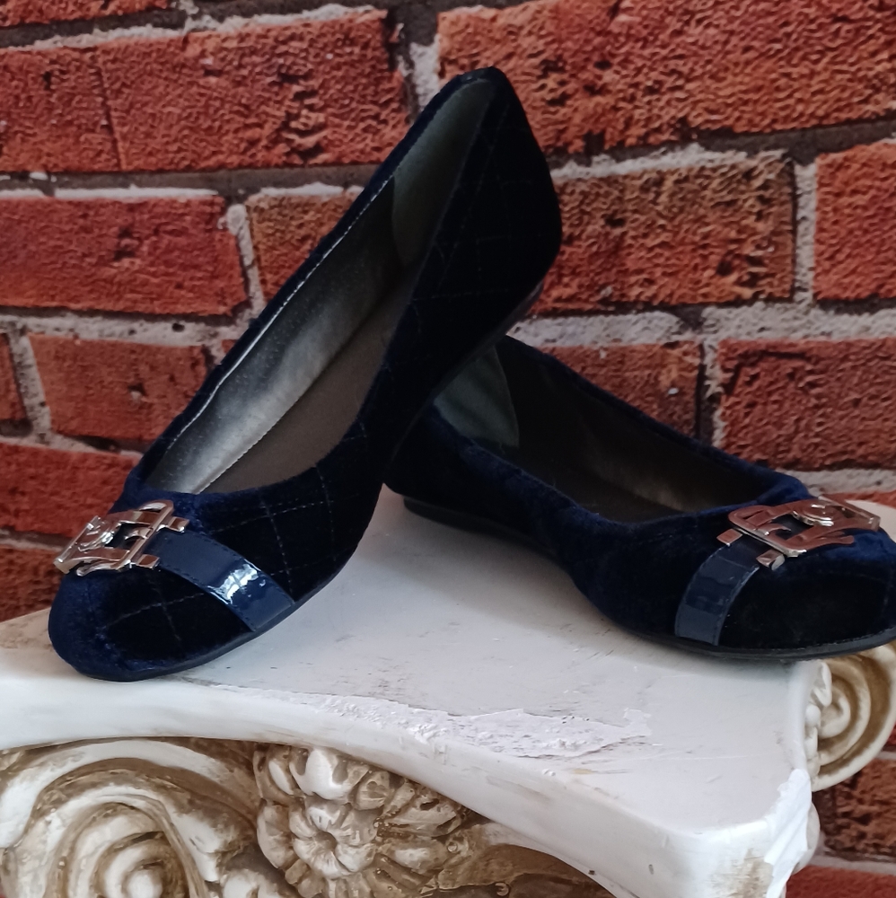 BLUE VELVET FLATS - Picture 2 of 8